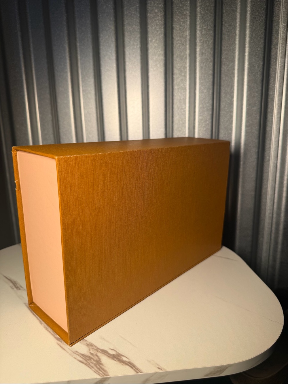 Empty Louis Vuitton Box - Picture 6 of 10